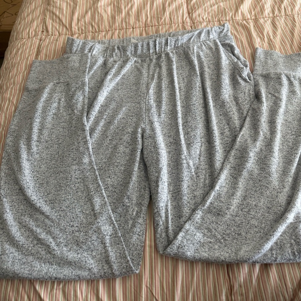 Flora Nikrooz Heather Gray Lounge Pants
